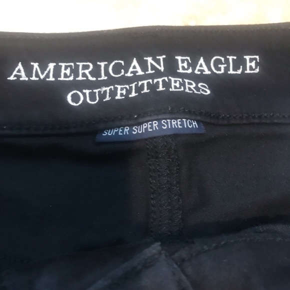 Shorts - Picture 3 of 3